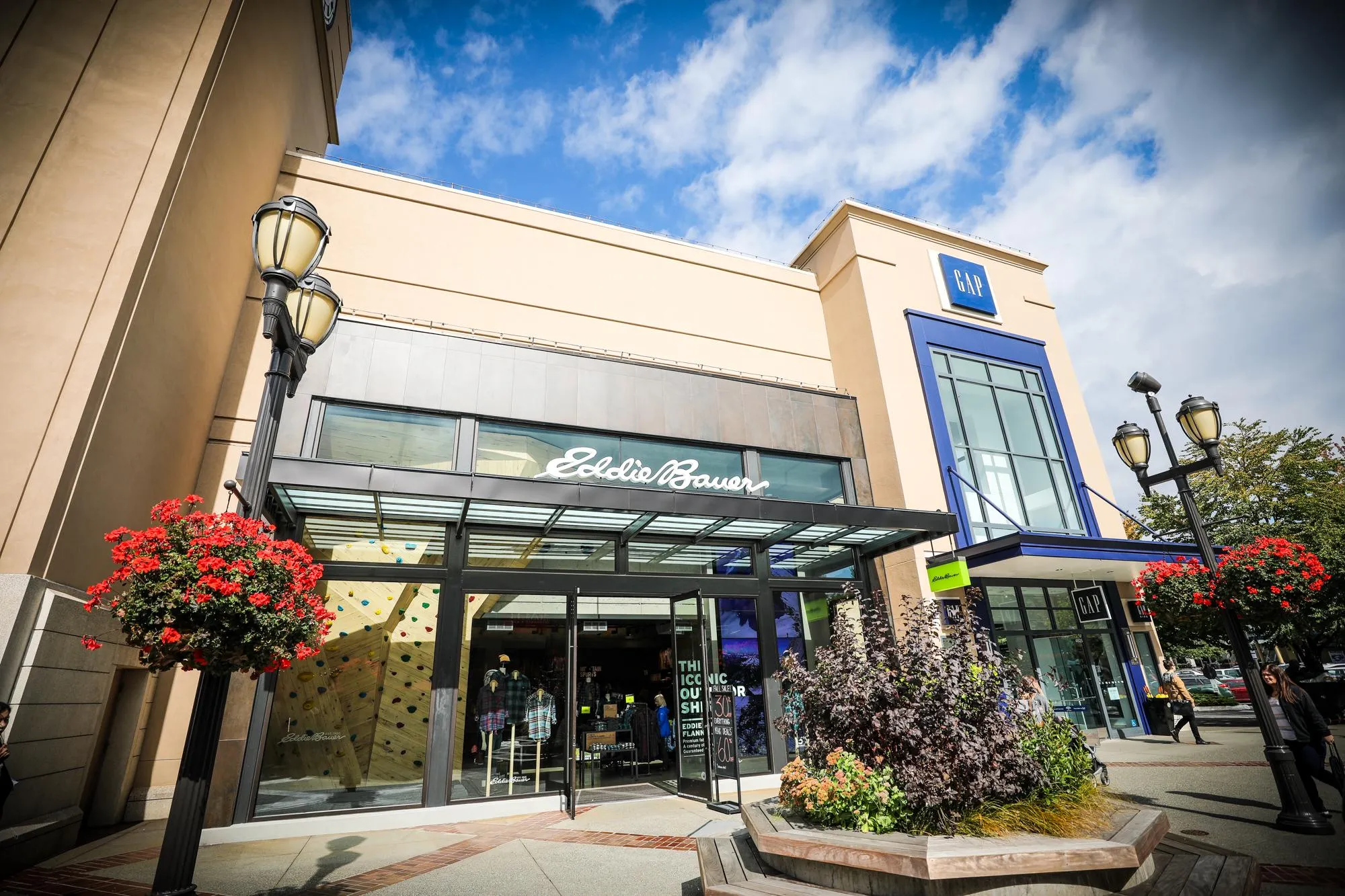 Eddie Bauer Flagship Store — image 7