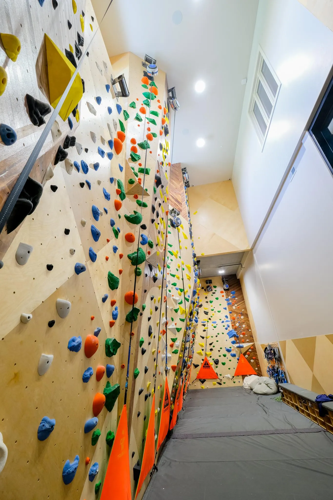 Home and Office Walls — image 21