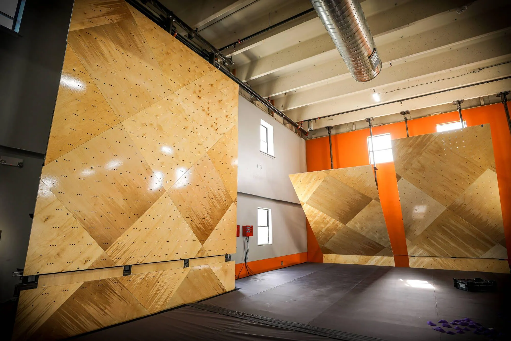 While these boards were not set for the initial photos (taken a week before their soft opening), these are sure to be focal points when things go live. The monster Kilter board is made adjustable in the same fashion as the VS ATP (Adjustable Training Platform) installations; two of three seen on the right size at different sizes and angles.