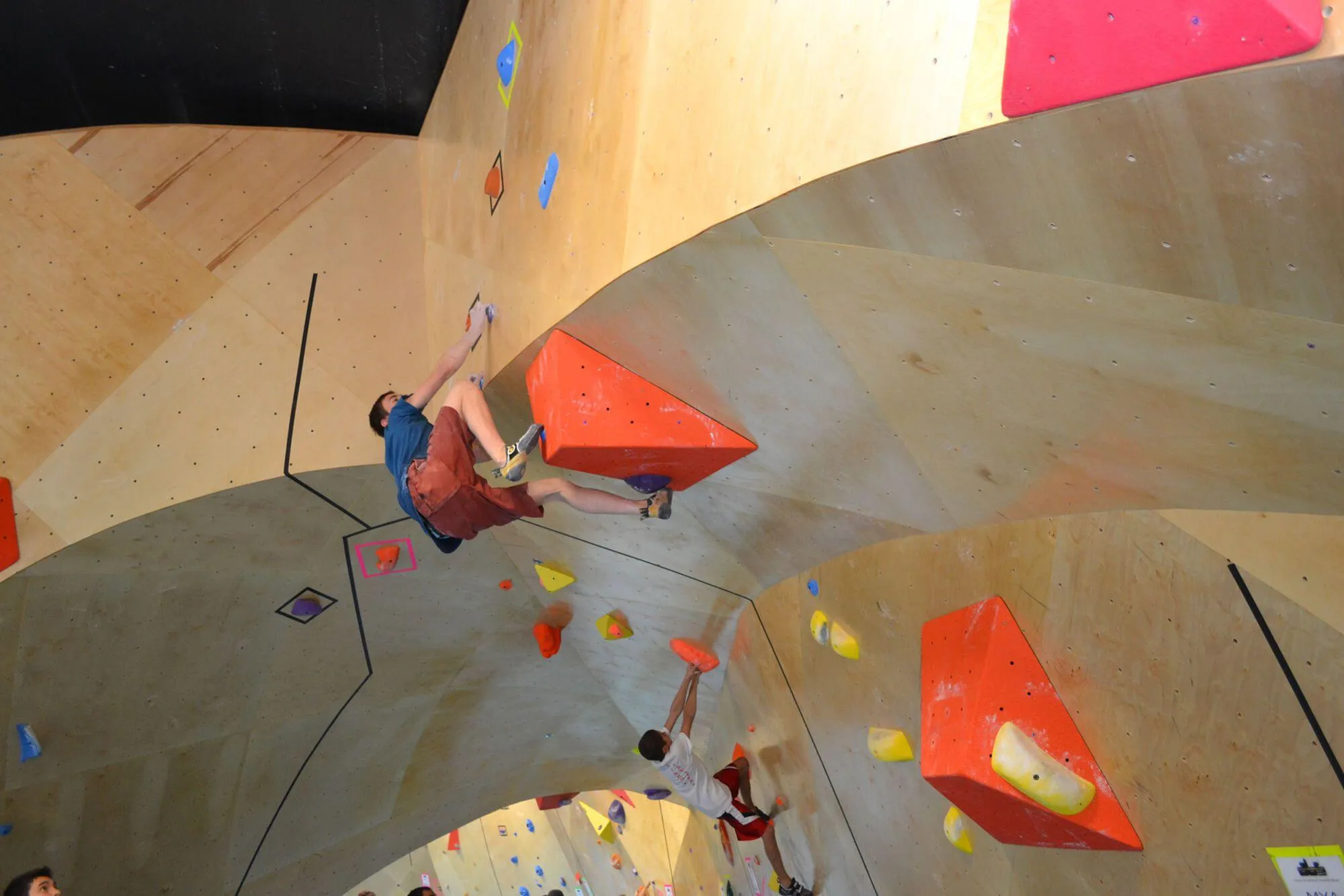 Creating bouldering caves with Vertical Solutions highly aesthetic curved ARC walls not only looks more visually interesting than its geometric counterpart, but also provides more opportunity for challenging moves for climbers. The climbing walls we built for the owners of The BLOC is a great example of this.